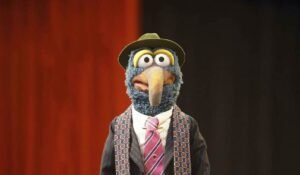 muppet with long hooked beak