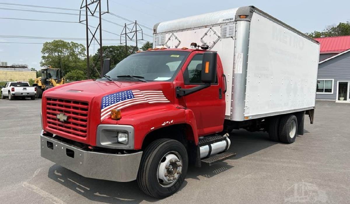 2009 chevrolet c6500 box truck 13'6